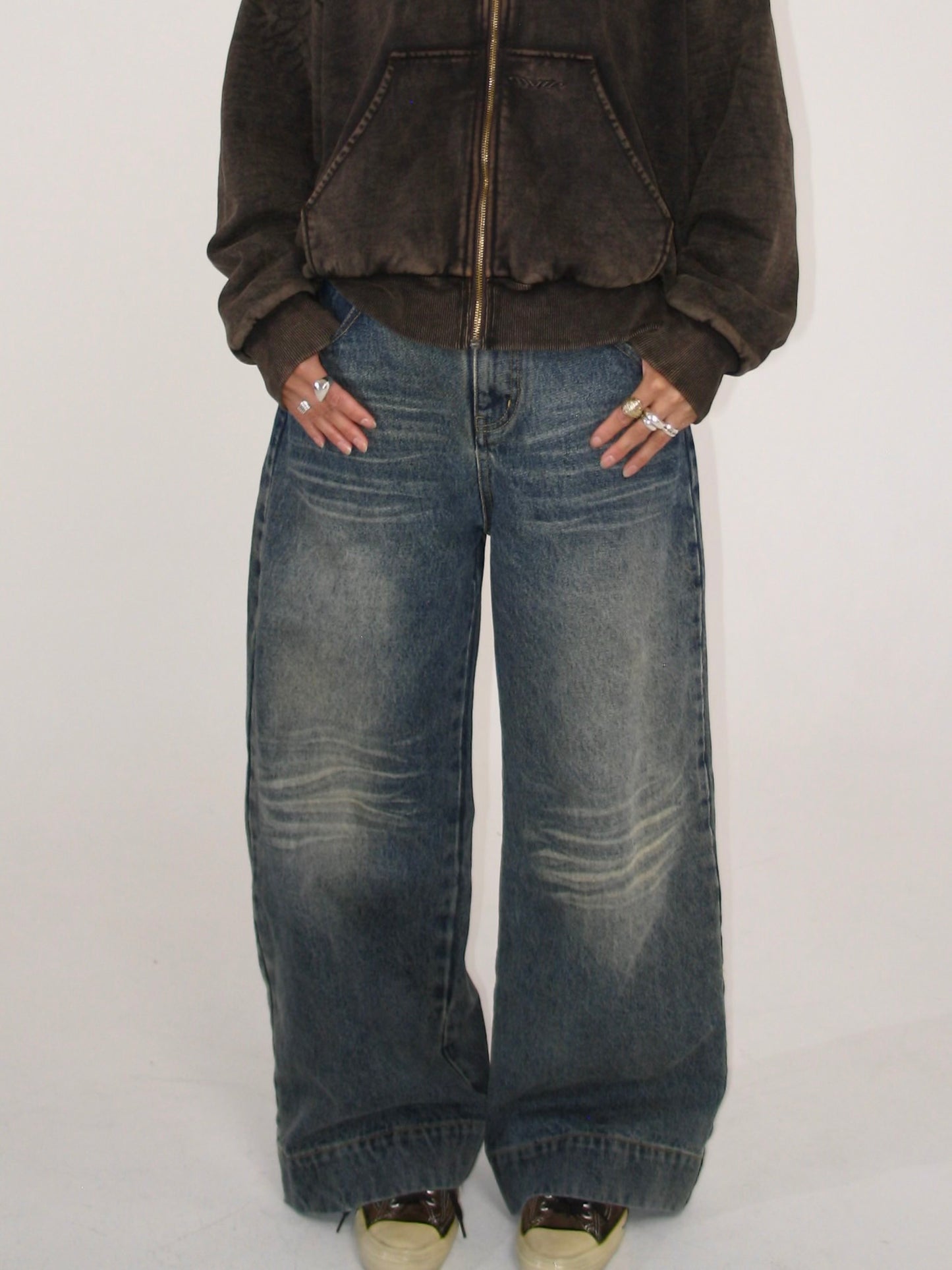 Wash Blue Jeans